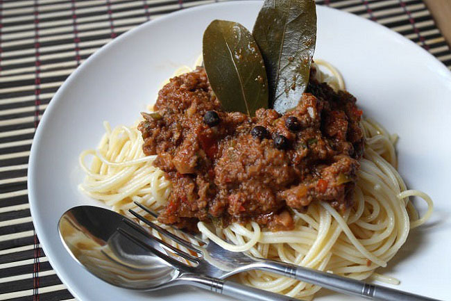 Спагетти Болоньезе с овощами